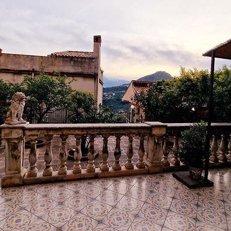 Donna Rosa - Your Home In Taormina Buitenkant foto