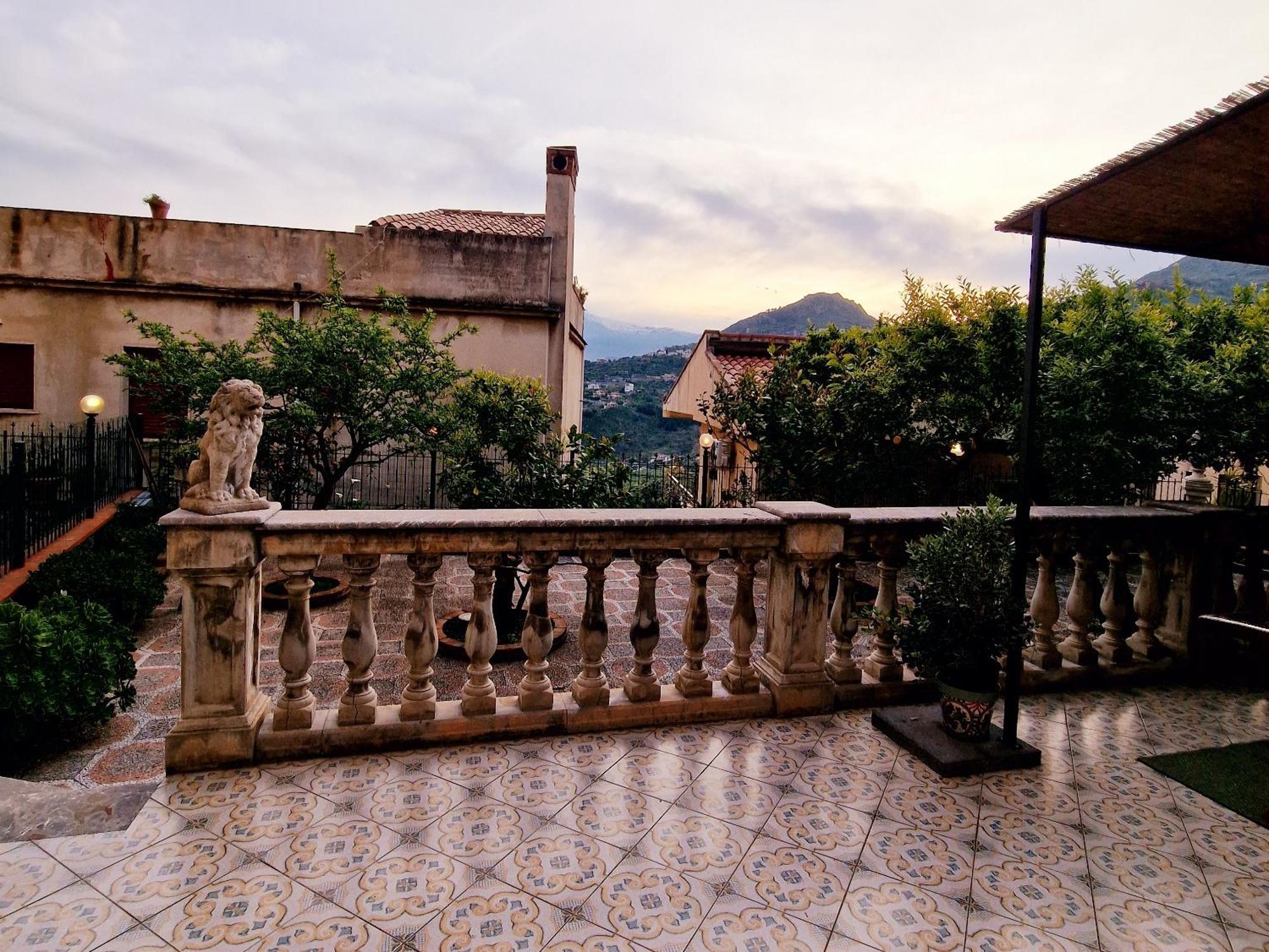 Donna Rosa - Your Home In Taormina Buitenkant foto
